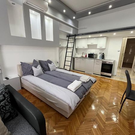 Széchenyi Apartman  Miskolc Esterno foto