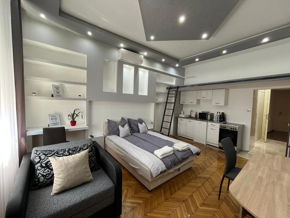 Széchenyi Apartman  Miskolc Esterno foto