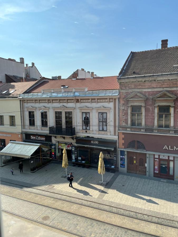 Széchenyi Apartman  Miskolc Esterno foto