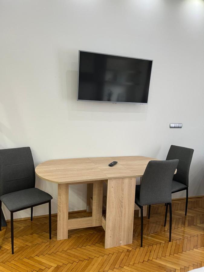 Széchenyi Apartman  Miskolc Esterno foto